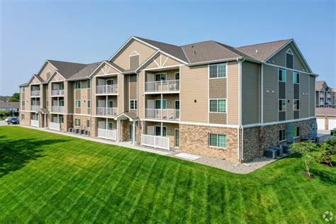 Experience the Magic of Lincoln, NE Living at Magic Hills Apartments